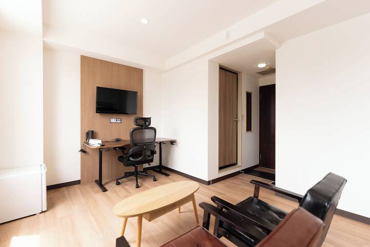 Room 7 of 29