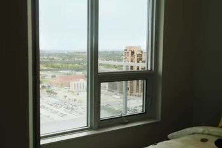 Room 14 of 18