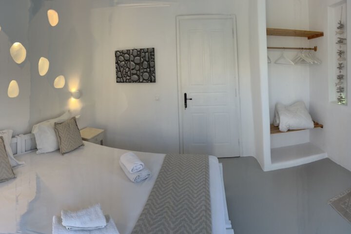 Room 11 of 87