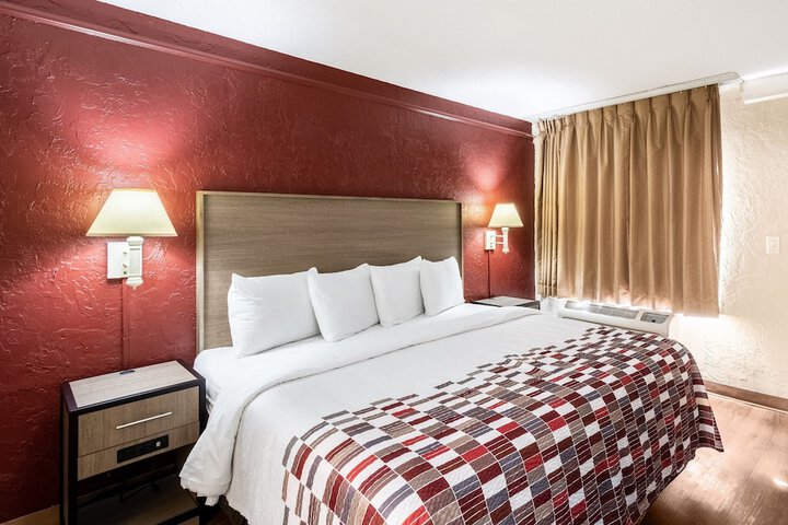 Room 14 of 35