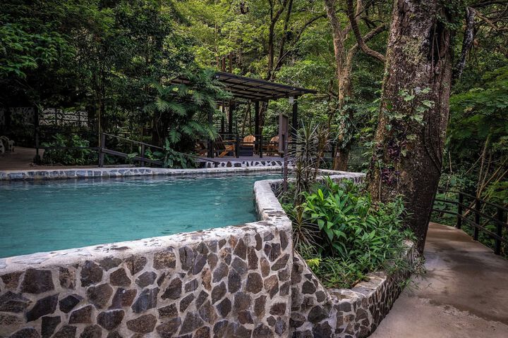 Pools & Facilities