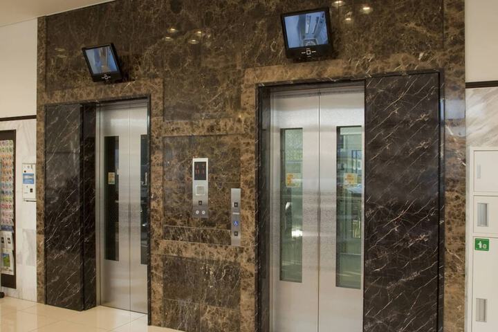 Elevator