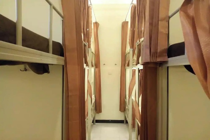 Room 14 of 24