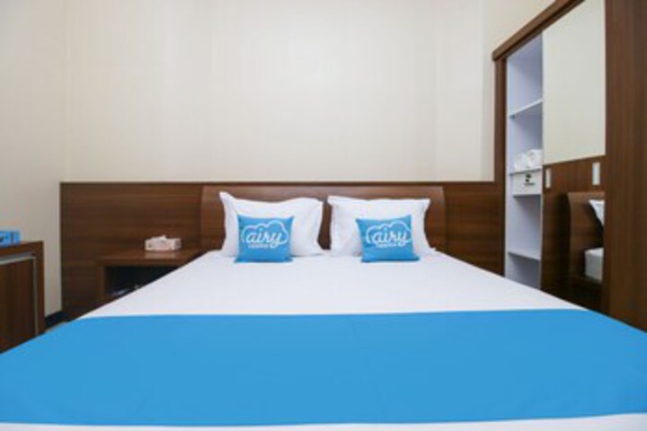 Room 18 of 23
