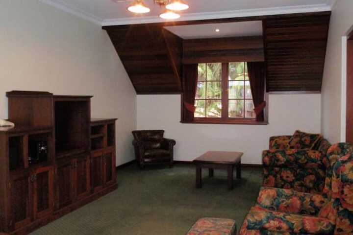 Room 6 of 46