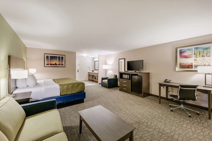 Room 22 of 41