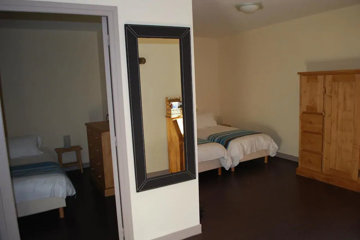 Room 2 of 4