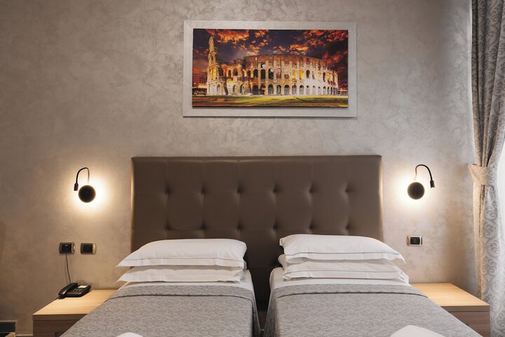Room 107 of 180
