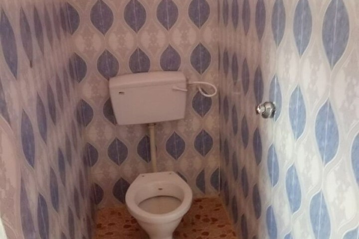 Room 7 of 14