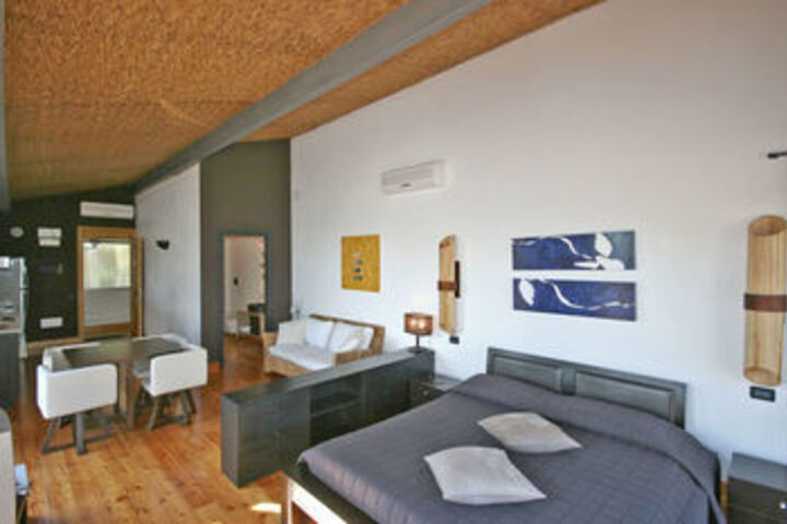 Room 20 of 68