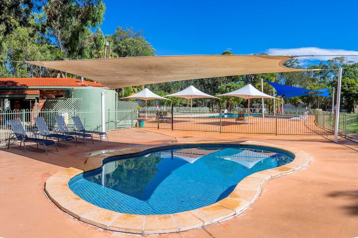 Pool 95 of 123