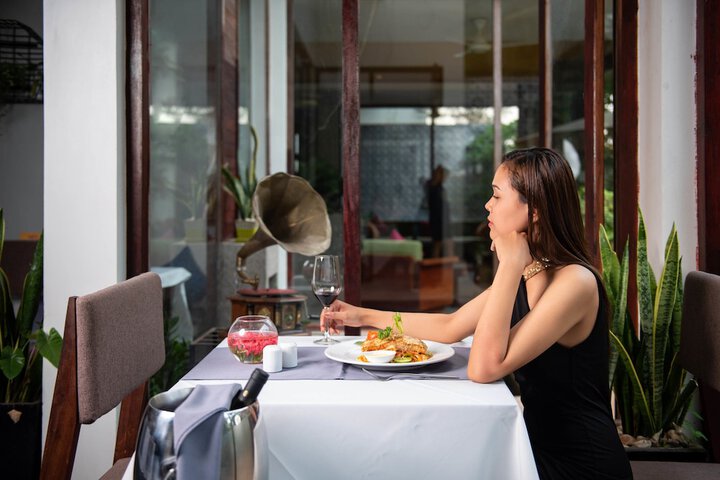 Dining 57 of 69