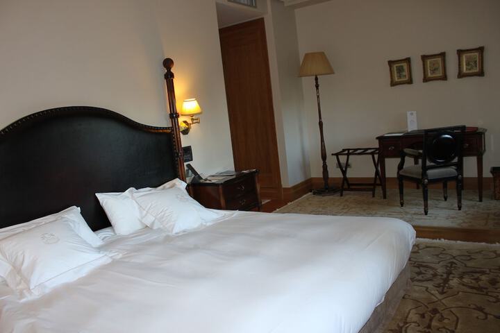 Room 17 of 131