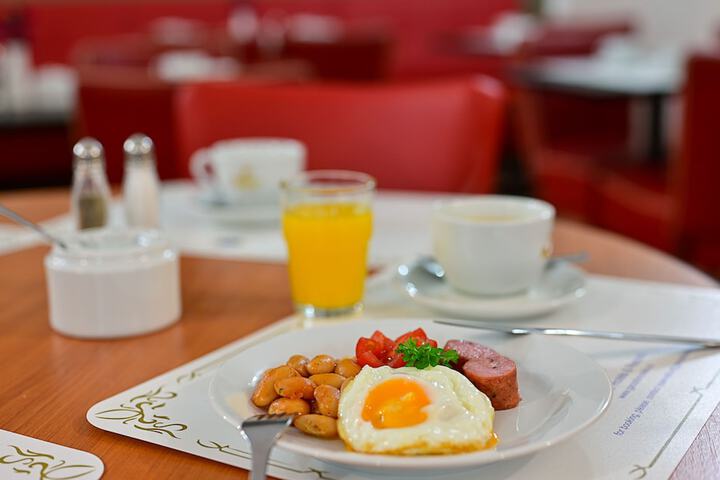 Breakfast meal