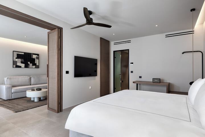 Room 10 of 57