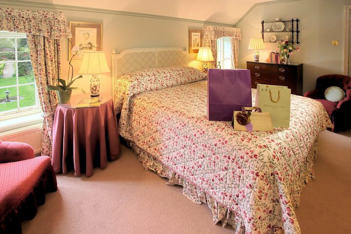 Room 9 of 48