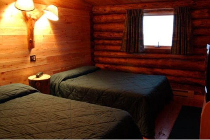 Exterior of LAZY BEAR LODGE