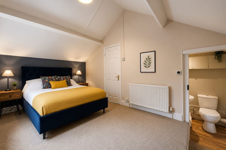 Room 17 of 60