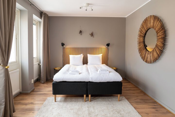 Room 3 of 17
