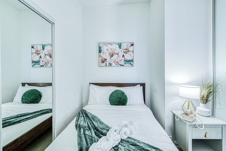 Room 202 of 652