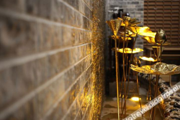 Hotel Interior 16 of 25