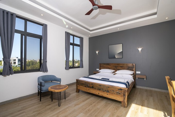 Room 7 of 46