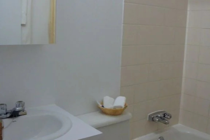 Room 9 of 23