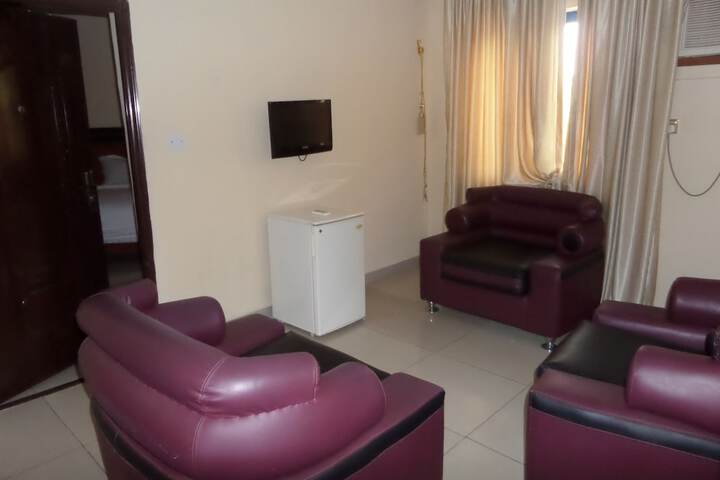 Room 16 of 23