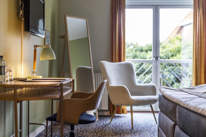 Room 15 of 34