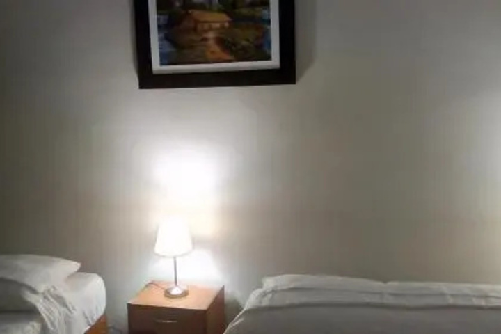 Room 5 of 19