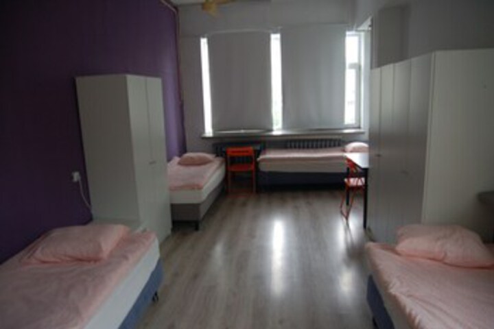 Room 11 of 14