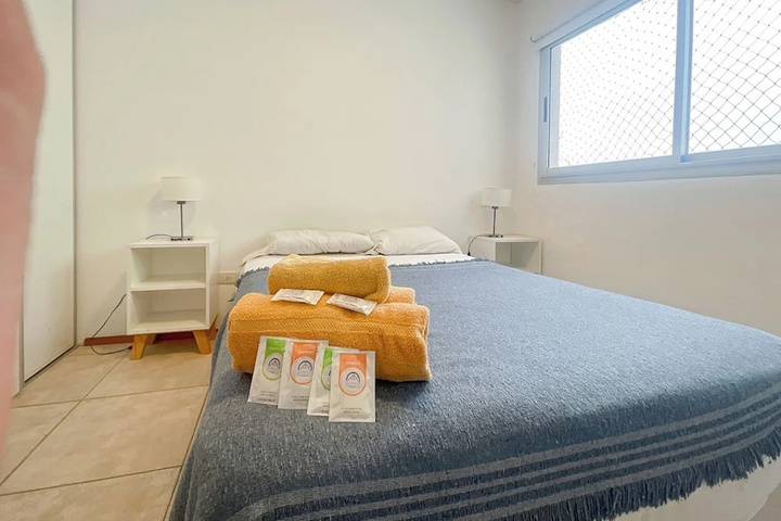 Room 2 of 11