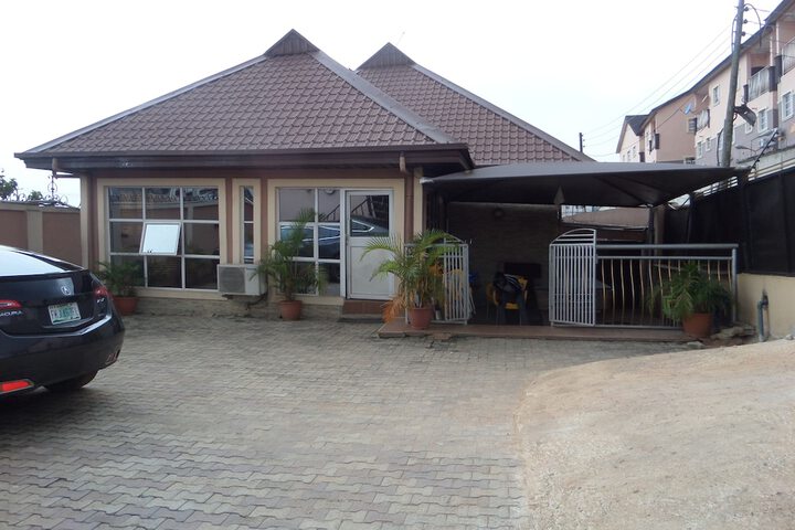 Chatwell Hotel