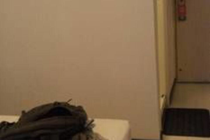 Room 19 of 31