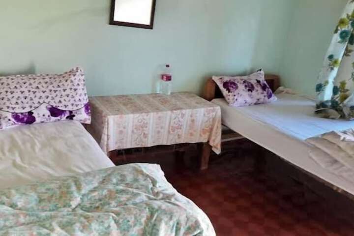 Room 4 of 41
