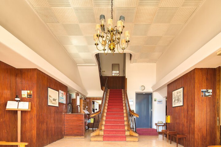 Hotel 4 of 53