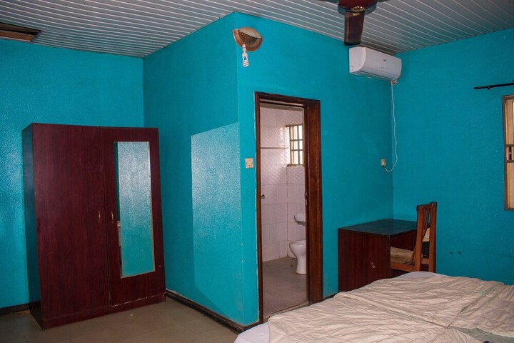 Room 20 of 53