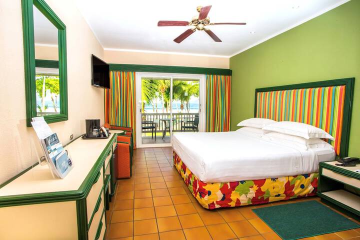 Room 4 of 154