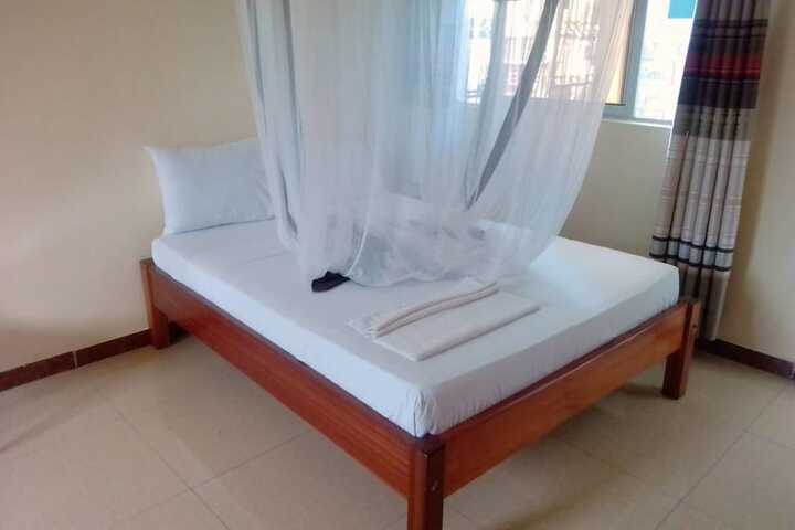 Room 7 of 41
