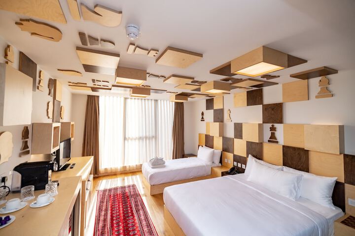 Room 58 of 171