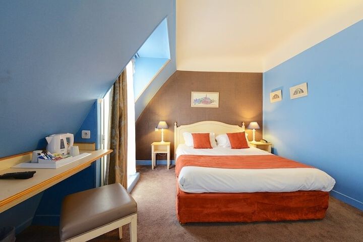 Room 45 of 47