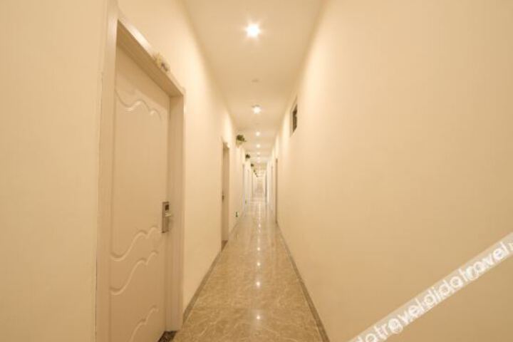 Hotel Interior 11 of 17