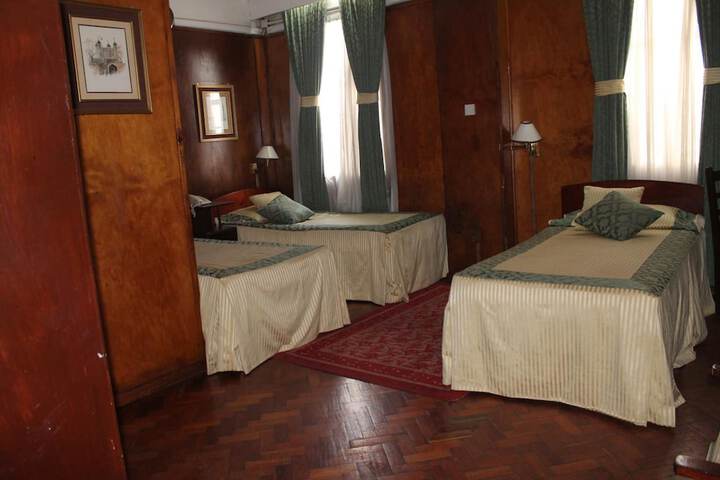 Room 16 of 43