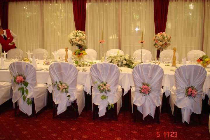 Ballroom/Hall 45 of 54