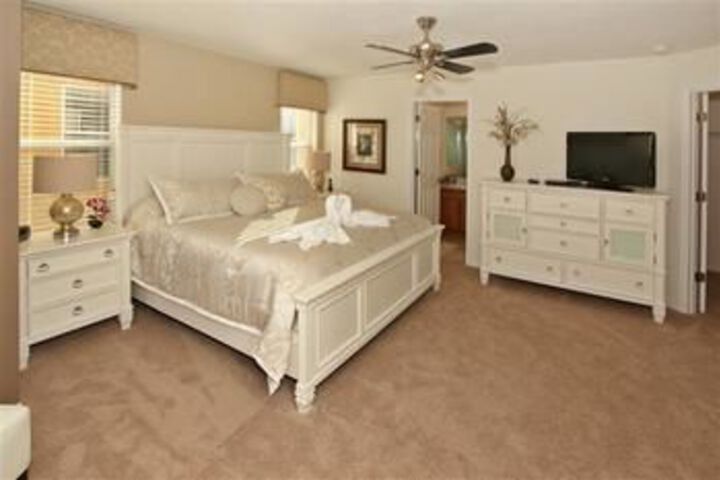Room 7 of 46