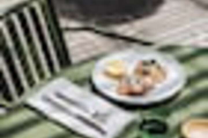 Dining 104 of 120