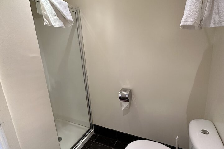 Room 92 of 116