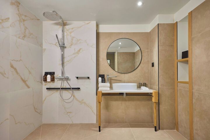 Clean Restrooms