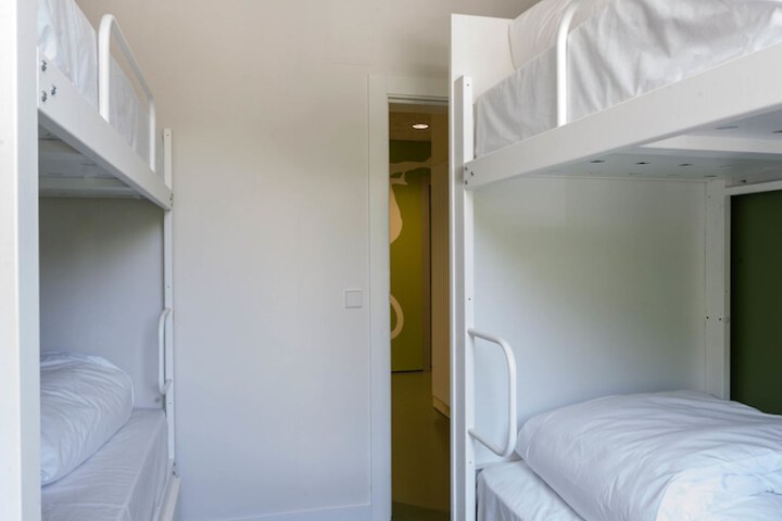 Room 4 of 14