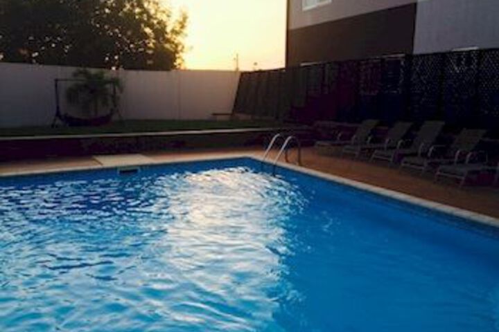 Pool 9 of 11
